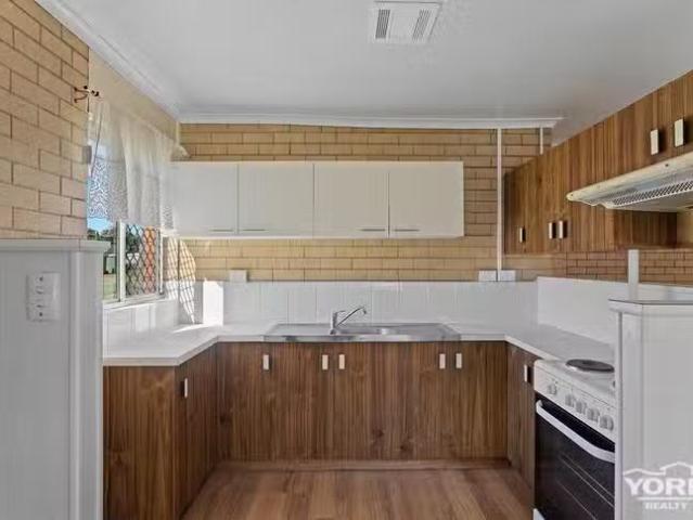 Nice 1/4 Jillian Street, Darling Heights, QLD 4350
