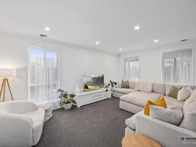 For Rent! 14 Rimfire Court, Lilydale, VIC 3140