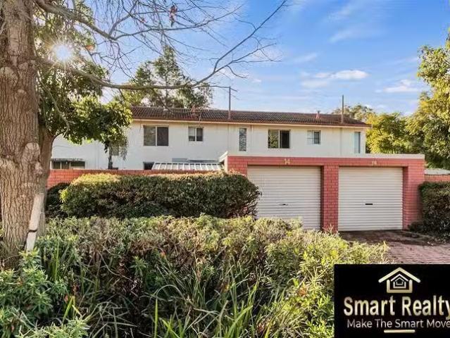 Nice 14 Roach Place, Orelia, WA 6167