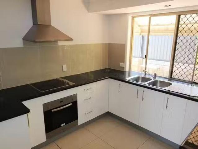 Cozy 14 Roberts Street, Wellington Point, QLD 4160