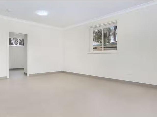 For Rent! 14A Danny Street, Werrington Apartment for rent Lis.