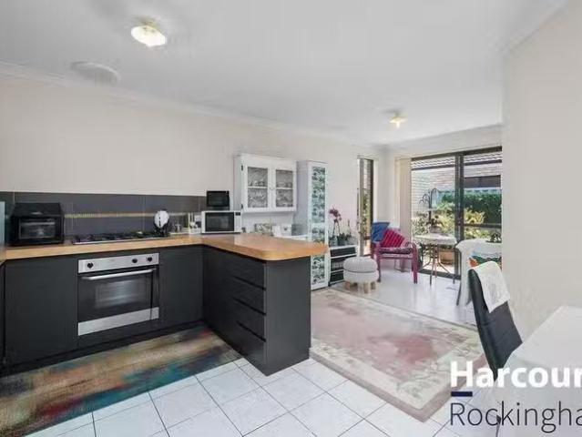 Rental! 1/53 Moreton Crescent, Warnbro, WA 6169
