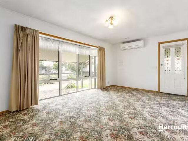 Cheap 150A Emmersons Road, Lovely Banks, VIC 3213