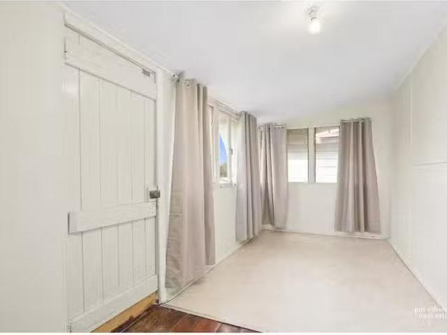 For Rent! 152 Mostyn Street, Berserker, QLD 4701