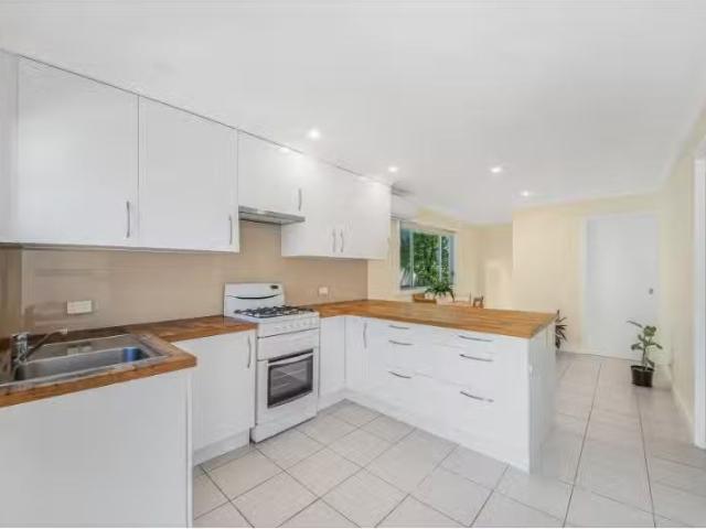 Rental! 158A Allambie Road, Allambie Heights Apartment for ren.