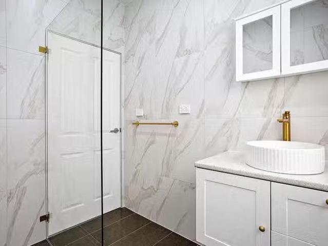 Just in! 15 Addison Street, Shellharbour, NSW 2529