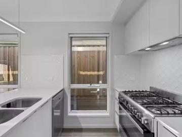 Just in! 15 Alectura Crescent, Bahrs Scrub, QLD 4207
