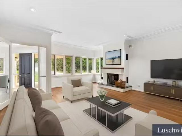 For Rent! 15 Denman Street, Turramurra House for rent Listed.