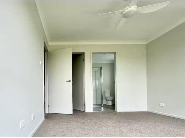 For Rent! 15 Font Hill Drive, FARLEY House for rent Listed by.