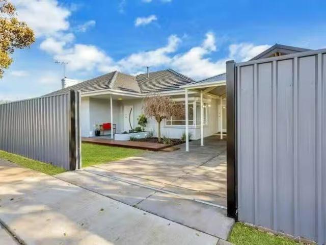 Rental! 15 Glen Lossie Street, Woodville South, SA 5011