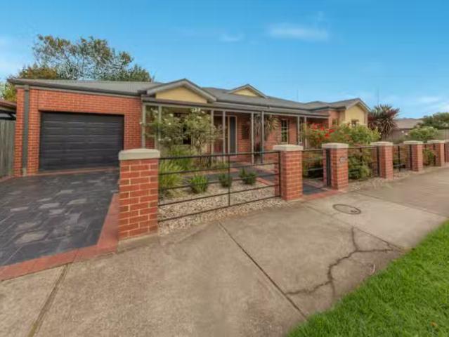 Deal! 15 Graham Street, Bacchus Marsh, VIC 3340