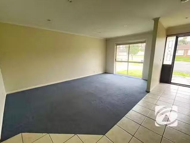 Cheap 1/5 Kate Place, Ferntree Gully, VIC 3156