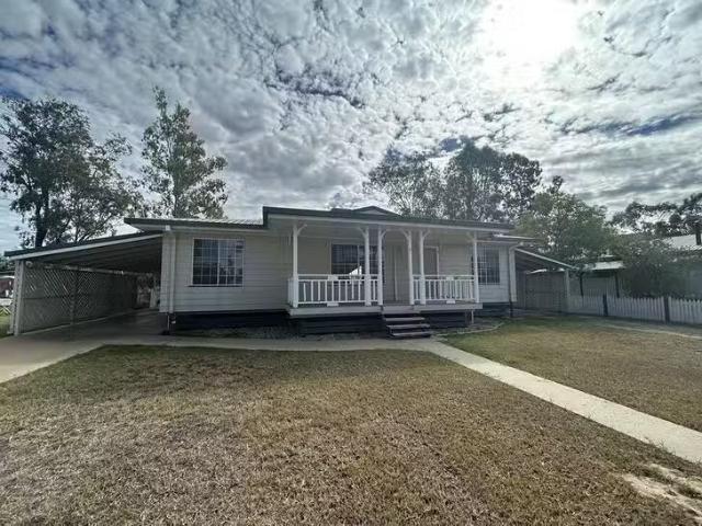 Cheap 15 Powell Street, Roma, QLD 4455