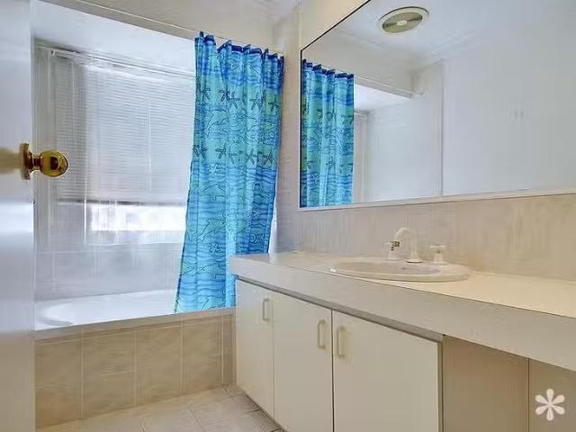 Deal! 15A Teague Close, Bull Creek, WA 6149