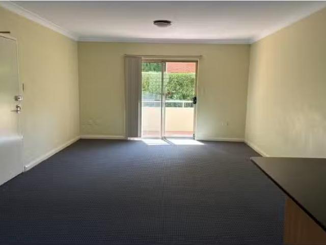 For Rent! 16/36 Flora Street, ERSKINEVILLE Apartment for rent.