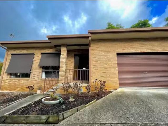 Deal! 1/668 Belgravia Avenue, Glenroy Townhouse for rent List.