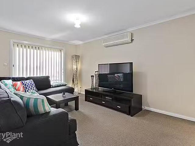 Rental! 1/6 Clark Court, Berwick, VIC 3806