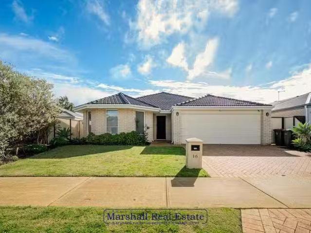 Charming 16 Edenbrooke Terrace, Clarkson, WA 6030