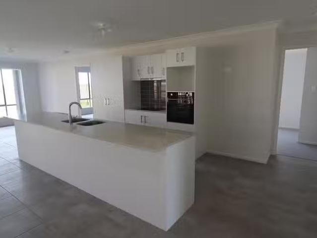 New 16 Timothy Crescent, Rosewood, QLD 4340