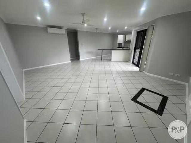 Rental! 1/70 Livingstone Street, West End, QLD 4810