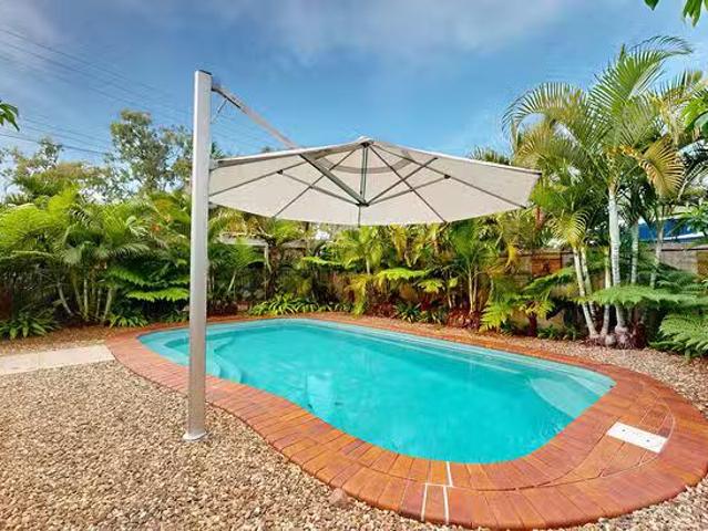 Nice 1/70 Sooning Street, Nelly Bay, QLD 4819