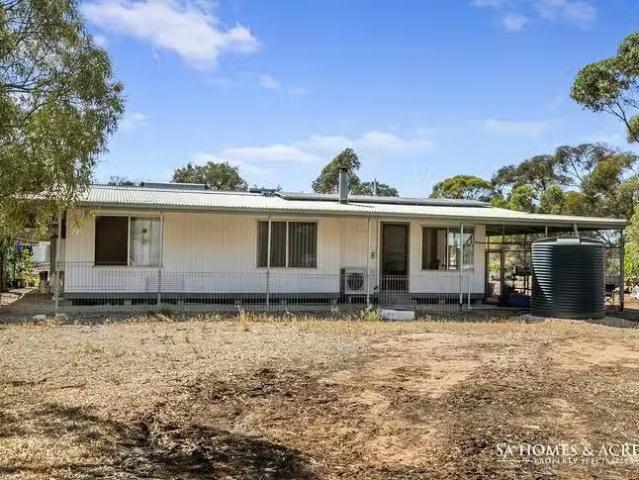 Nice 170 Standpipe Road, Halbury, SA 5461
