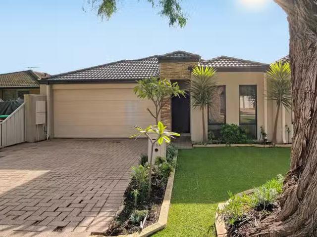 Charming 170A Kent Street, Rockingham, WA 6168