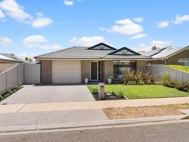 Deal! 17 Marcona Road, Munno Para West, SA 5115