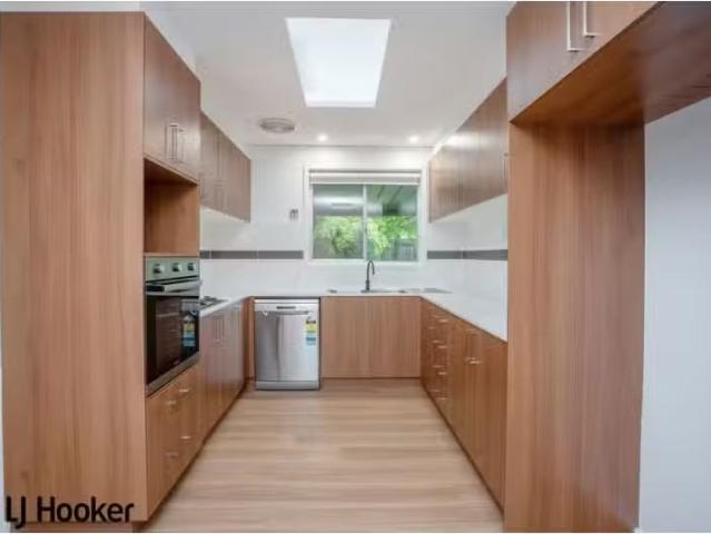 Unique 1/7 Belbin Place, MACQUARIE House for rent Listed by M.