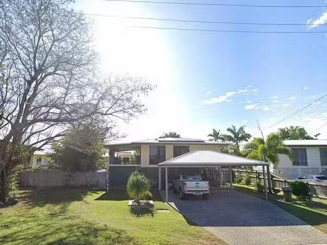 Charming 17 Cuthbert Crescent, Vincent, QLD 4814