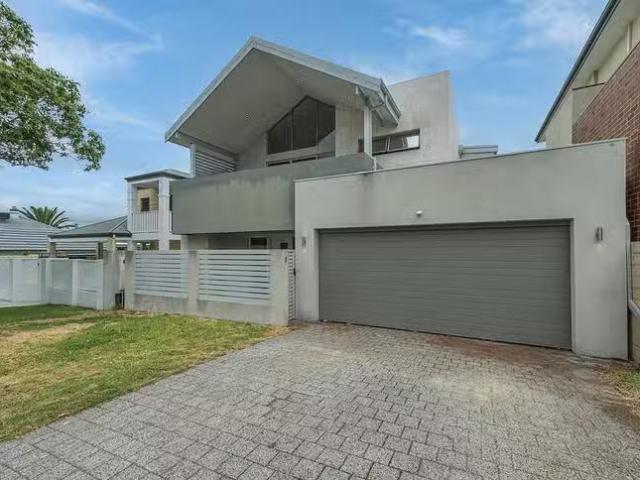 Unique 17 Carrington Street, North Perth, WA 6006