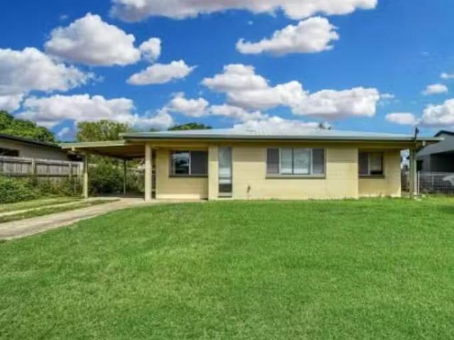 Nice 17 Glenrock Drive, Rasmussen, QLD 4815