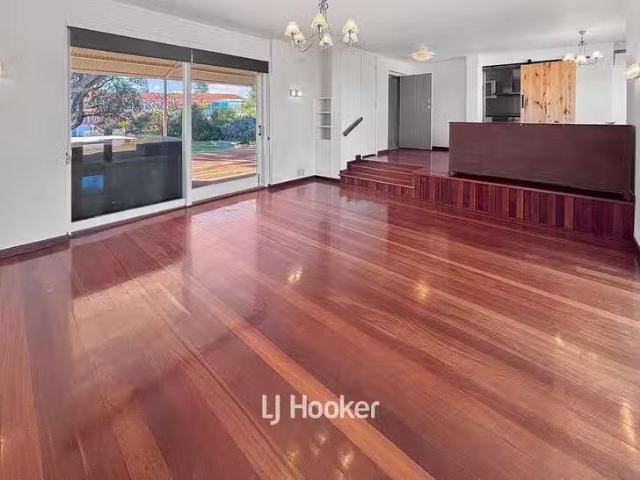 Unique 17 Haig Crescent, Bunbury, WA 6230