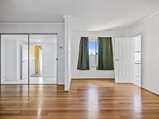 Just in! 17B Tropicana Way, Safety Bay, WA 6169