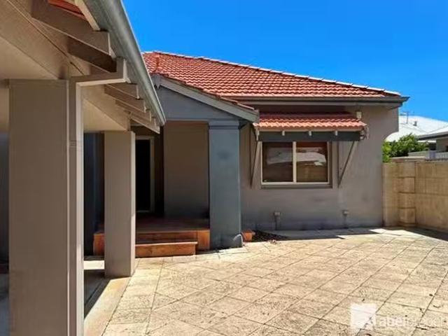 Cheap 1/83 Birkett Street, Bedford, WA 6052