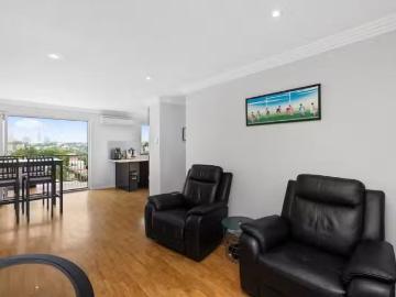 Deal! 18/3 Cox Road, Windsor QLD 4030
