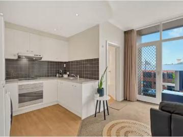 Nice 18/144 Ward Street, North Adelaide Apartment for rent Li.
