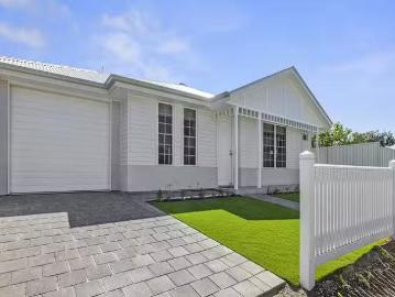 Just in! 1/81 Grundy Terrace, Christies Beach, SA 5165