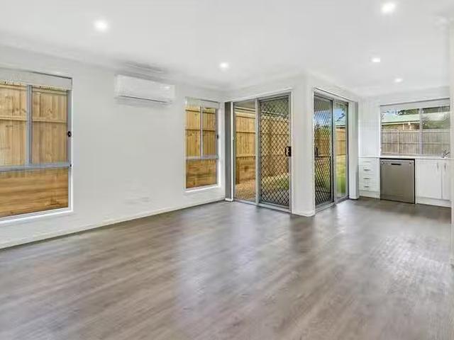 Cheap 1/89 Cronin Street, Morayfield, QLD 4506