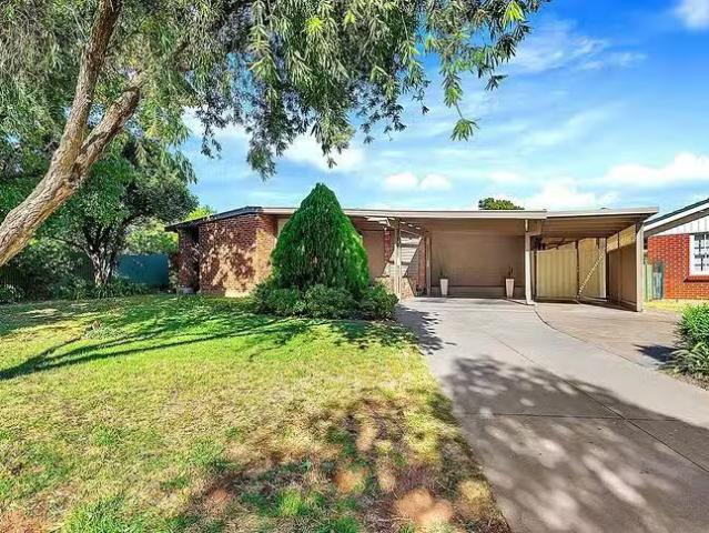Deal! 18 Morawa Avenue, Gilles Plains, SA 5086