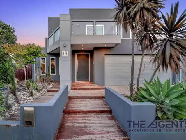Just in! 18 Bushlark Crescent, Williams Landing, VIC 3027