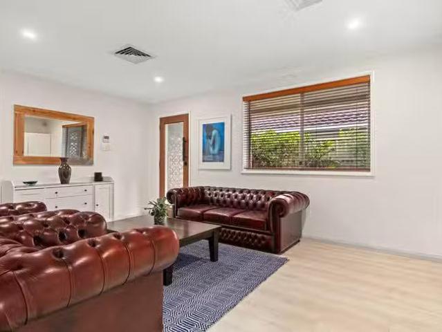 Rental! 18 Bena Road, Umina Beach, NSW 2257