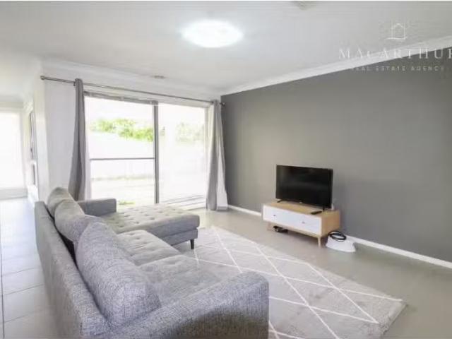 Rental! 18 Bindari Avenue, Glenfield Park House for rent List.
