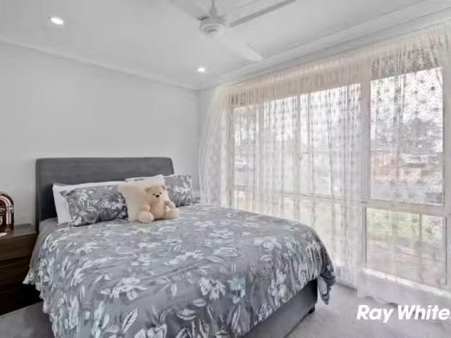 Deal! 18 Golding Drive, Glendenning NSW 2761