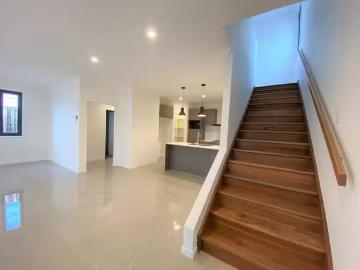 New 18 Royal Crescent, Rochedale, QLD 4123