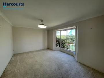Cozy 1/8 10 Bromley Court, LAKE HAVEN Townhouse for rent List.