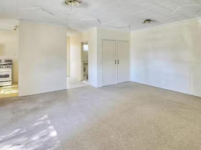 Charming 1/92 Gainsborough Street, Moorooka, QLD 4105