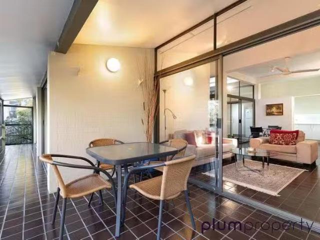 Deal! 1/92 Ryans Road, St Lucia, QLD 4067