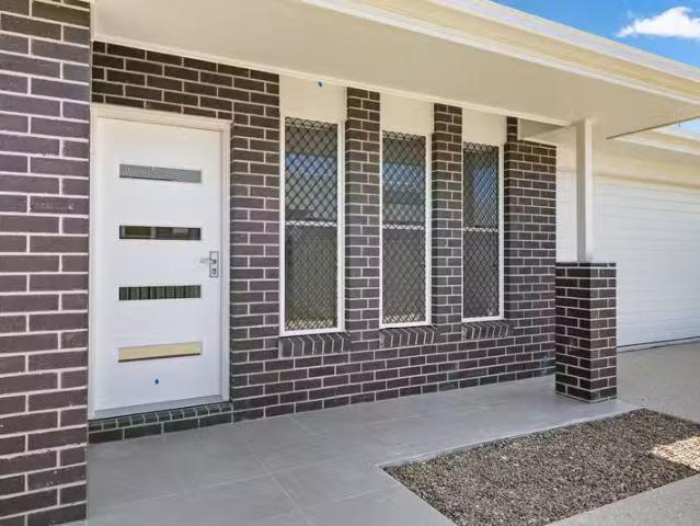 Cozy 1/97 Frizzells Road, WOODGATE, QLD 4660 House for Rent