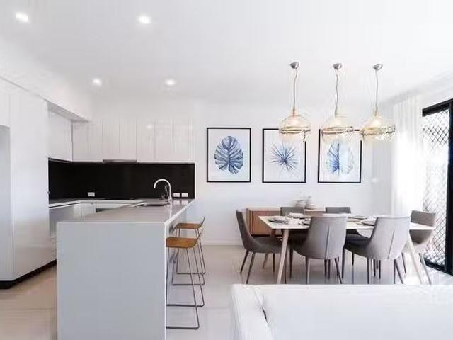 Cozy 19/46 Avondale Crescent, Parkinson, QLD 4115